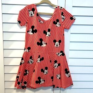 WRK Skirted Leo size 7/8 fits like 6T wore once excellent condition